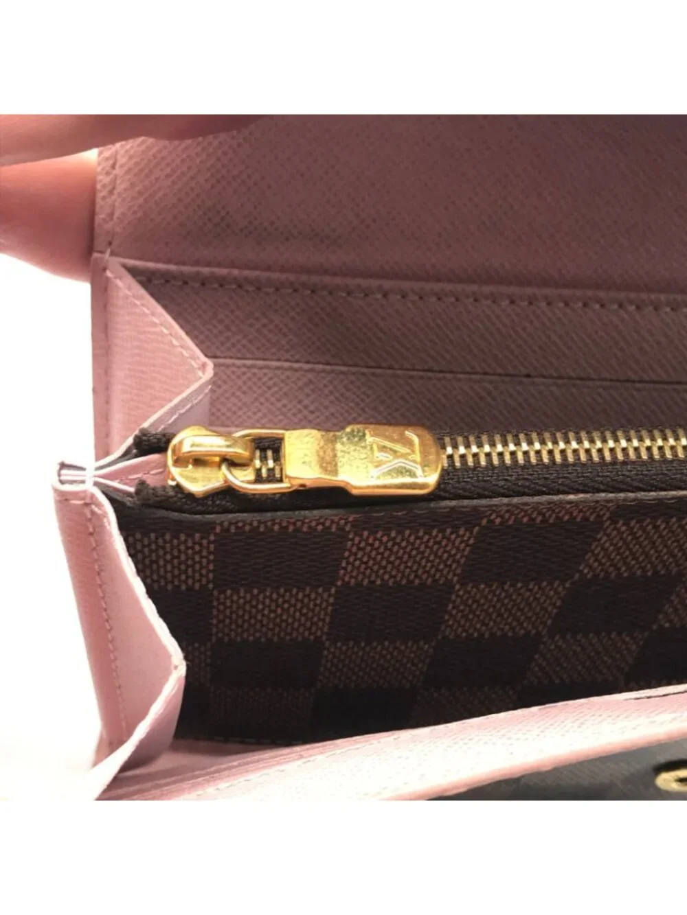 Louis Vuitton Damier Portefeuille Sarah Studded Wallet